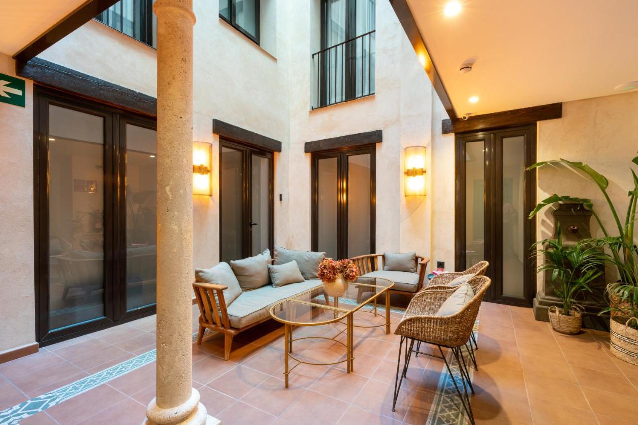 Suites San Pablo Seville Exterior photo